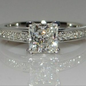 Princess cut Engagement Ring Sterling Silver